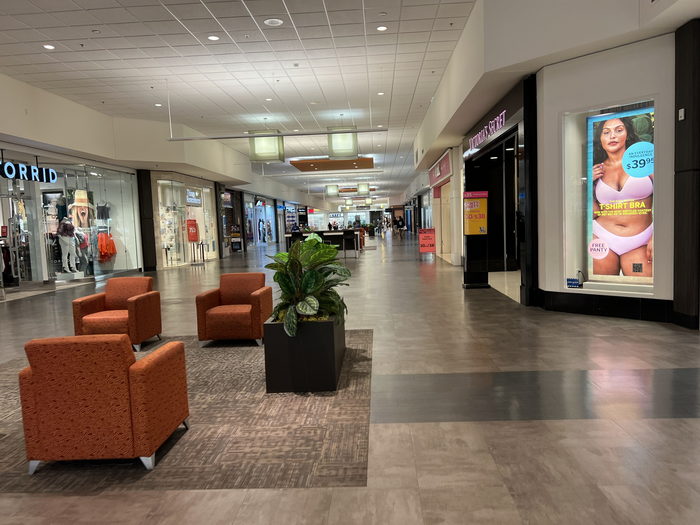 Macomb Mall - July 22 2022 (newer photo)